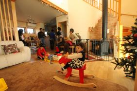 �ڣ������¤������ߤθ�Ǯ�������