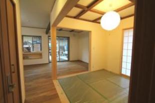 鴻巣市〔二世帯同居〕